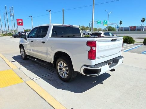 Used 2022 Chevrolet Silverado 1500 Custom image 7
