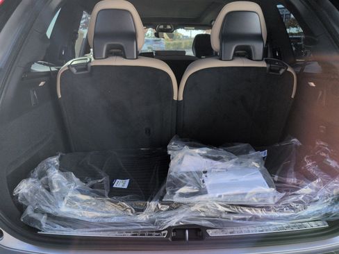 New 2026 Volvo XC90 B6 Ultra w/ Protection Package Premier image 27