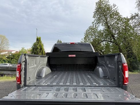 Used 2018 Ford F150 XL w/ Equipment Group 101A Mid AWD/4WD image 8