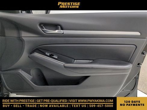 Used 2023 Nissan Altima 2.5 SV image 37