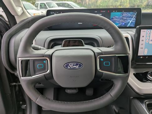 New 2027 Ford Expedition Active RWD image 29