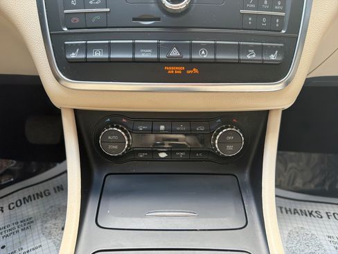 Used 2016 Mercedes-Benz GLA 250 4MATIC image 16