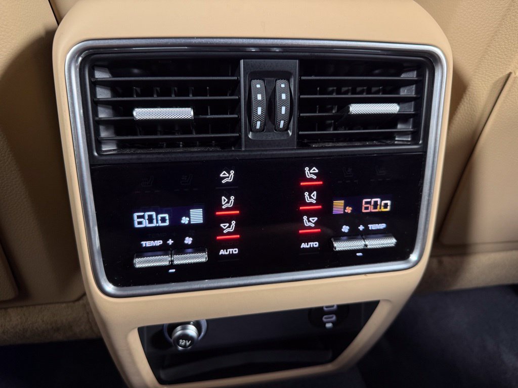 Certified 2023 Porsche Cayenne AWD/4WD image 42