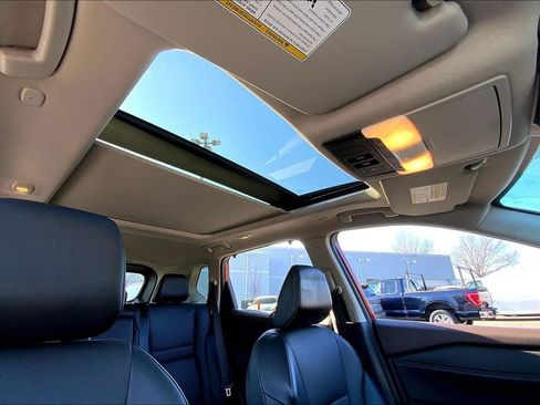 Used 2023 Nissan Rogue SV w/ SV Premium B Package image 19