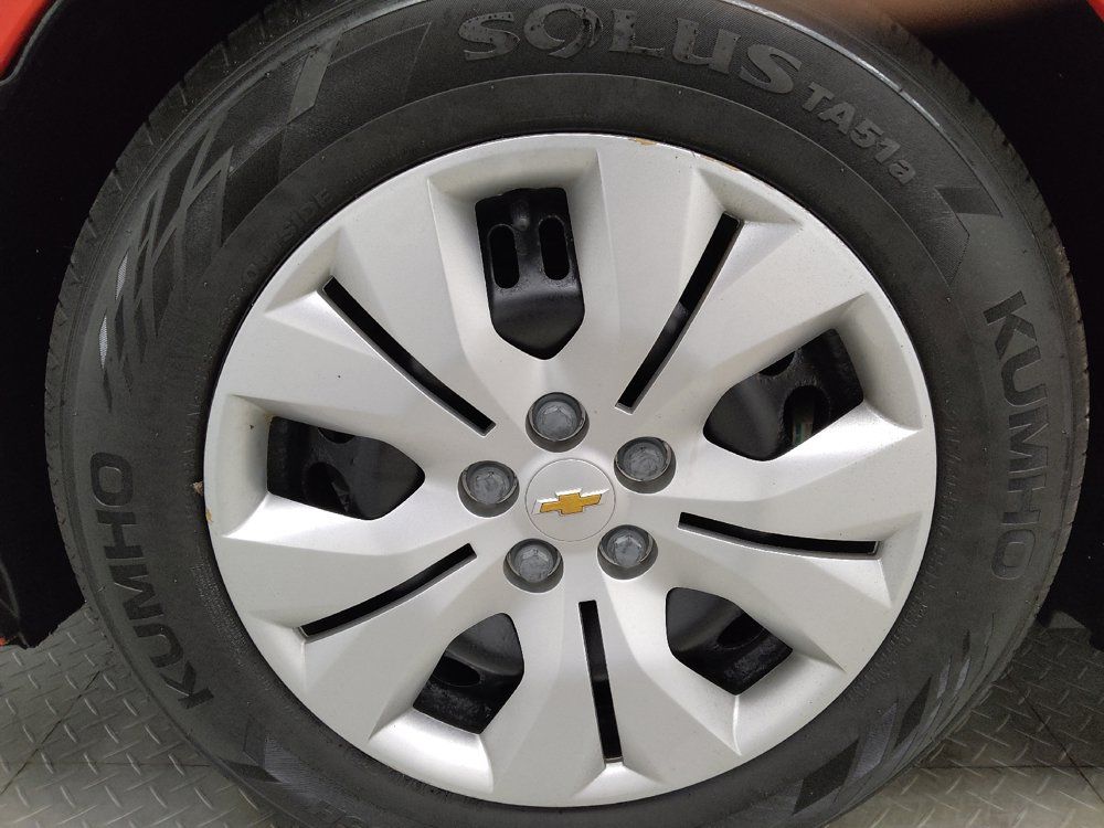 Used 2014 Chevrolet Cruze LS FWD image 31
