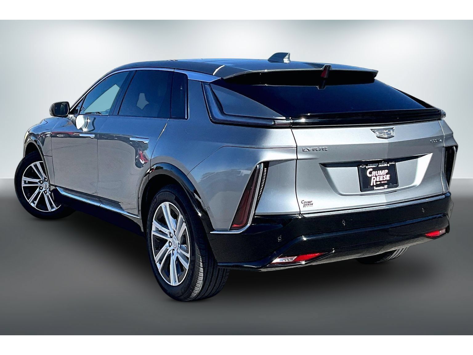 Used 2024 Cadillac Lyriq Tech w/ Driver Assist Package AWD/4WD image 4