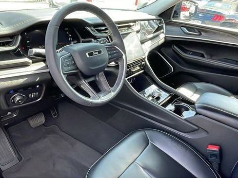 Used 2023 Jeep Grand Cherokee 4xe w/ Luxury Tech Group II image 11