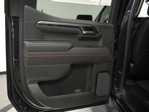 New 2026 GMC Sierra 1500 AT4 w/ AT4 Premium Package AWD/4WD image 24