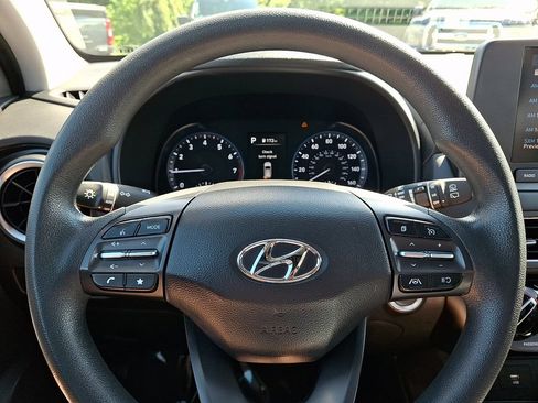 Used 2023 Hyundai Kona SEL AWD/4WD image 18