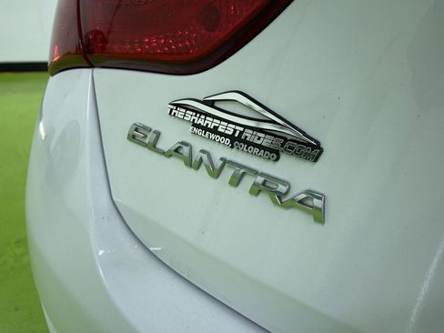 Used 2017 Hyundai Elantra GT image 14