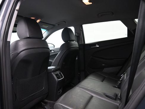 Used 2021 Hyundai Tucson Limited image 26