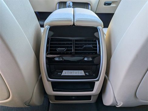 Used 2022 BMW X5 sDrive40i w/ Premium Package image 16