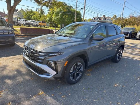 New 2026 Hyundai Tucson SEL image 3