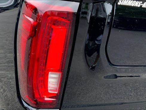 Used 2024 GMC Sierra 1500 Denali Ultimate AWD/4WD image 28