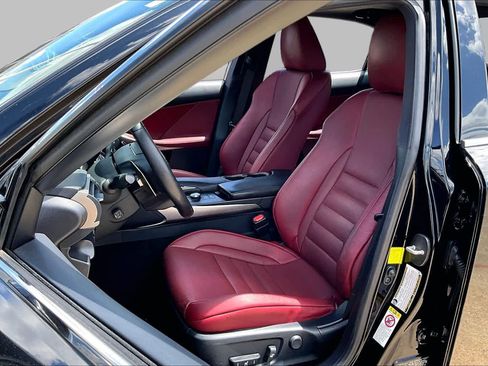 Used 2018 Lexus IS 350 F Sport RWD image 7