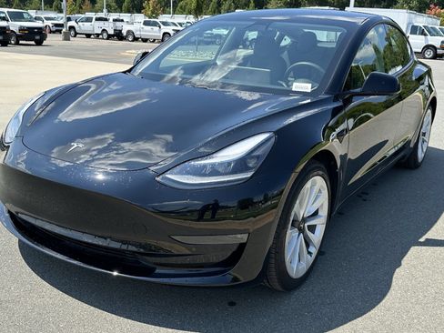 Used 2021 Tesla Model 3 Long Range AWD/4WD image 5