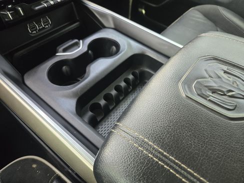 Used 2020 RAM 1500 Laramie image 23