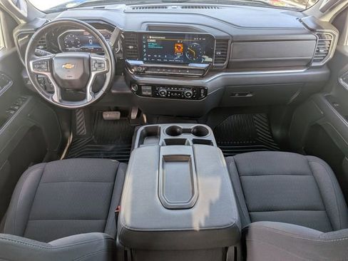 Used 2025 Chevrolet Silverado 1500 LT image 19