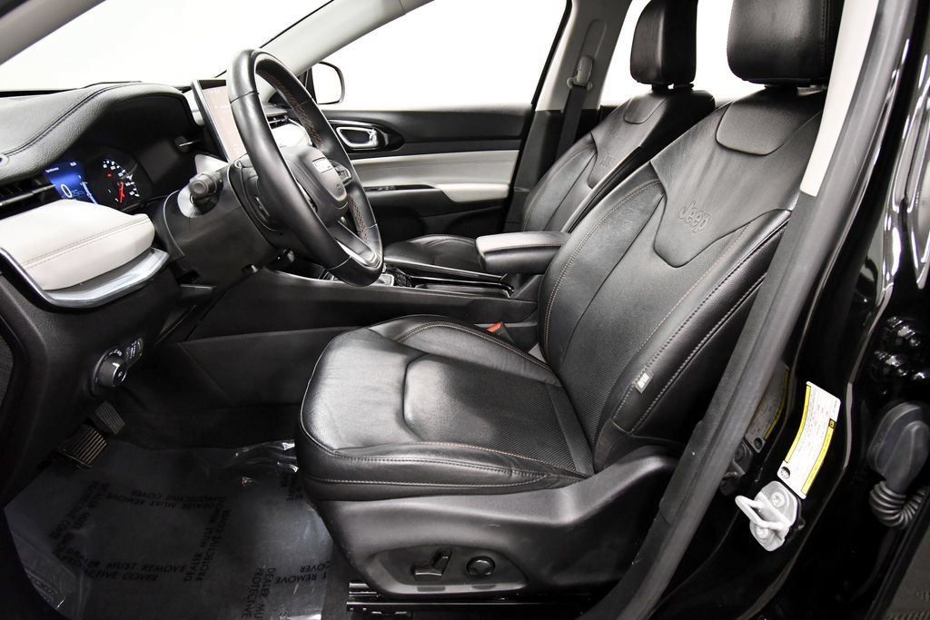 Used 2022 Jeep Compass Limited AWD/4WD image 14
