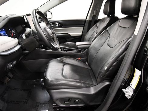 Used 2022 Jeep Compass Limited AWD/4WD image 14