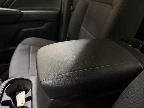 Used 2023 Chevrolet Colorado Trail Boss w/ LPO, Dark Essentials Package AWD/4WD image 39