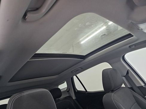 Used 2022 GMC Terrain SLE w/ Driver Convenience Package FWD image 23
