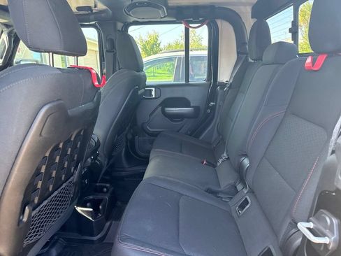 Used 2020 Jeep Gladiator Rubicon AWD/4WD image 10
