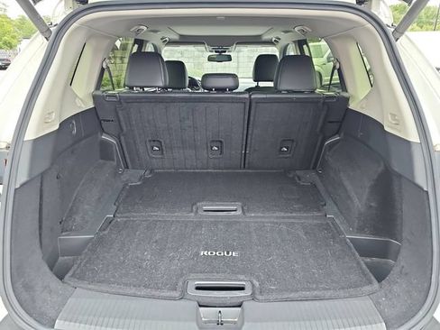 Used 2023 Nissan Rogue SL w/ SL Premium Package FWD image 12