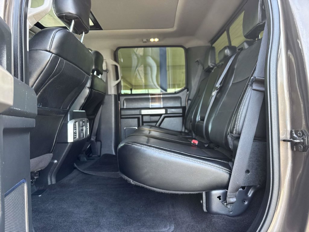 Used 2015 Ford F150 Lariat w/ Equipment Group 502A Luxury AWD/4WD image 14
