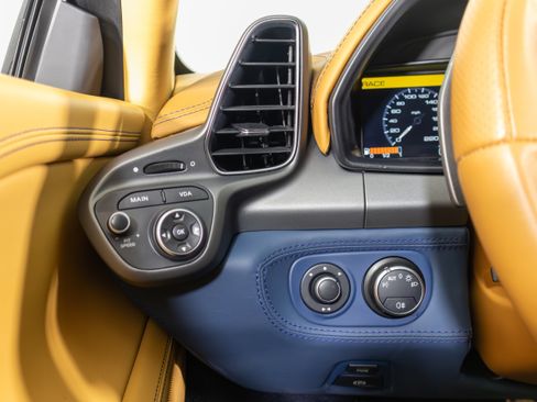 Used 2012 Ferrari 458 Italia Coupe image 26