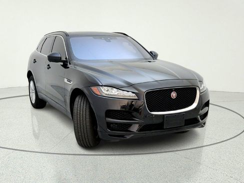 Used 2019 Jaguar F-PACE Prestige AWD/4WD image 4