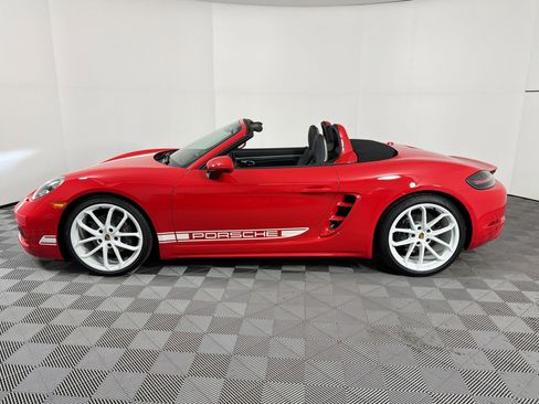 New 2025 Porsche 718 Boxster RWD image 2