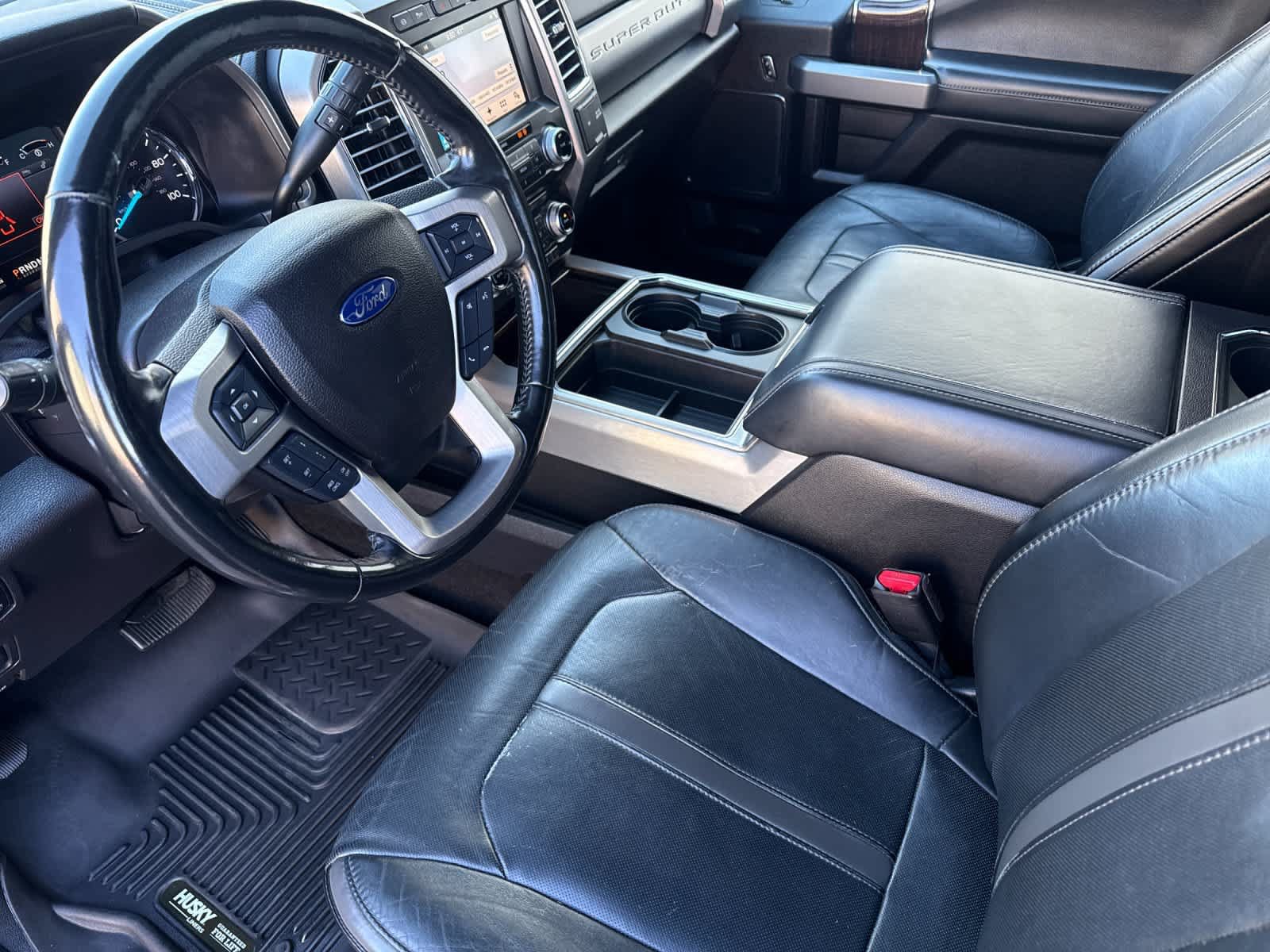 Used 2017 Ford F350 Platinum w/ Platinum Ultimate Package AWD/4WD image 11