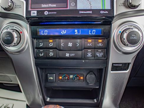 Used 2021 Toyota 4Runner Limited w/ Wilderness Package (TMS) AWD/4WD image 31