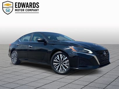 Used 2024 Nissan Altima 2.5 SV