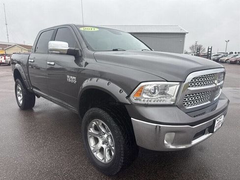 Used 2017 RAM 1500 Laramie w/ Convenience Group image 11