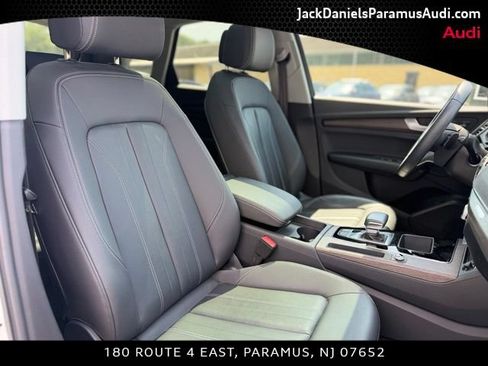 Certified 2023 Audi Q5 Premium w/ Convenience Package AWD/4WD image 18
