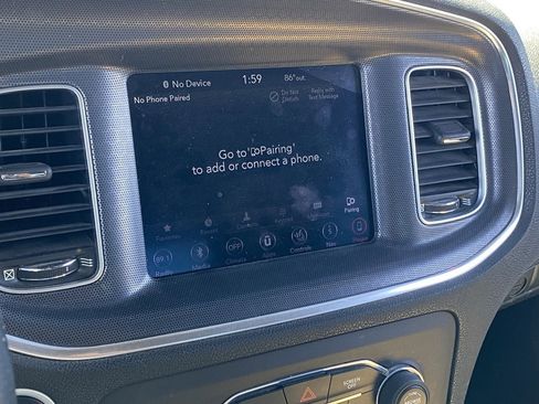 Used 2018 Dodge Charger SXT Plus w/ Navigation & Travel Group image 10