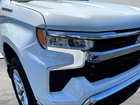 Used 2024 Chevrolet Silverado 1500 LT AWD/4WD image 31
