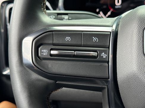 Used 2024 GMC Canyon AT4 w/ Canyon Safety Plus Package image 21