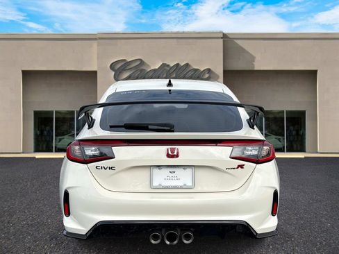 Used 2025 Honda Civic Type R image 4