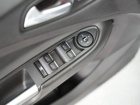 Used 2015 Ford Escape Titanium FWD image 41