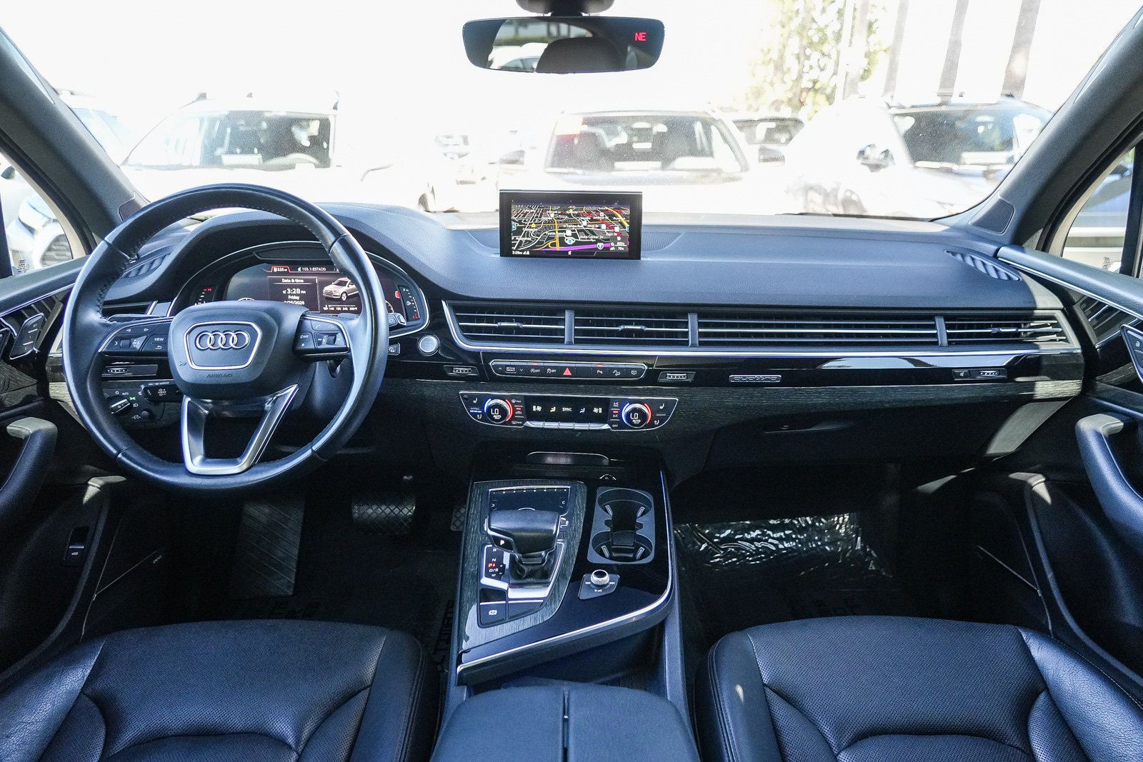 Used 2018 Audi Q7 3.0T Prestige AWD/4WD image 12