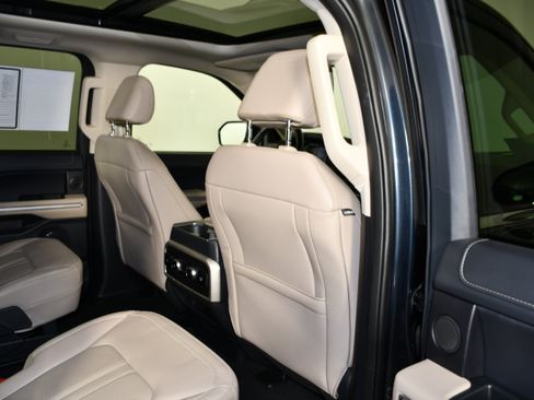 Used 2024 Ford Expedition Max Limited AWD/4WD image 48