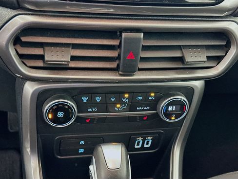 Used 2021 Ford EcoSport SE image 15