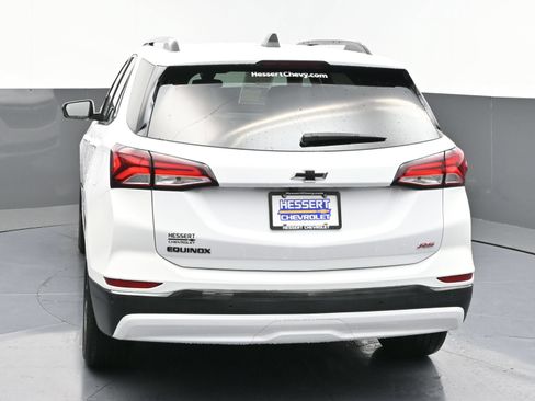 Used 2023 Chevrolet Equinox RS FWD image 6