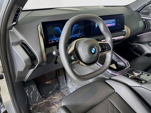 Used 2025 BMW X3 xDrive30i w/ Convenience Package image 9