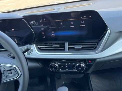 New 2026 Chevrolet Trax LT w/ Driver Confidence Package image 28