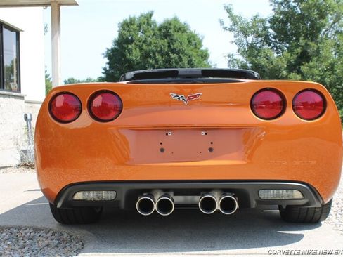 Used 2007 Chevrolet Corvette Convertible w/ Preferred Equipment Group RWD image 28
