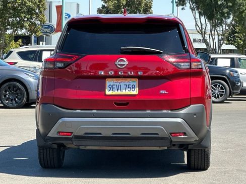 Used 2023 Nissan Rogue SL w/ SL Premium Package FWD image 4